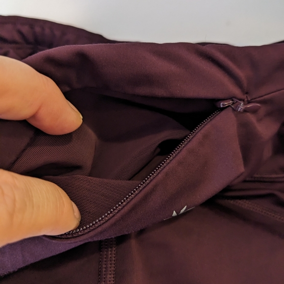 ATHLETA Challenge 7/8 Tight size XS - Picture 8 of 12